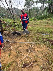 Cameroun – Délestages à Yaoundé : L&rsquo;éclairage de Gaston Eloundou Essomba
