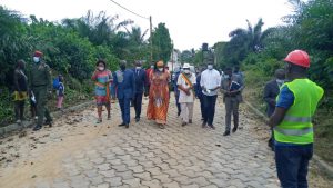 Cameroun – Aménagements urbains dans la ville de Kribi : Célestine Ketcha Courtès entend booster le développement durable dans la cité balnéaire.