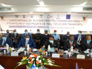 Cameroun – Programmes routiers intégrateurs :Nganou Djoumessi justifie les 987 milliards reçus des partenaires extérieurs.