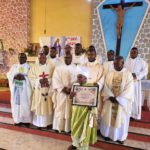 Cameroon – NJINIKOM NORTH WEST : Mama Veronica Nkeni Muh celebrates 90th birthday, lavishes Parishioners with gifts