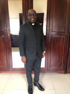 Cameroun- Tribune libre du prêtre philosophe Jean Armel Bissi sur le souvenir du jour de son ordination sacerdotale à la cathédrale de Yaoundé le 28 juin 2014