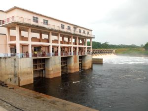 Cameroun – Fonctionnement de la Centrale hydroélectrique de Mekin : Les grandes prouesses du Pr Frédéric Biya Motto.