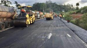 Cameroun – Ministère des travaux publics : Nganou Djoumessi procède à l&rsquo;évaluation du réseau routier national.