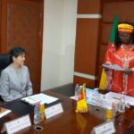 Cameroun – Coopération : La Banque mondiale dit toute sa satisfaction dans le pilotage du PDVIR par Célestine Ketcha Courtès.
