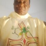 Cameroun – Tribune libre du prêtre philosophe Jean Armel Bissi sur l’abbé Timothee Noah Medzo, prêtre depuis 38 ans.