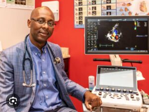 Cameroun – Implémentation de la spiritualité dans les soins de santé : Le Pr. Emmanuel Eroume A Egom présente la solution CAMERS.