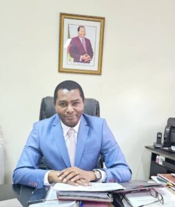 Cameroun – Ministère des Travaux publics : Jean Michel MBELLA EBOUMBOU est nommé Directeur Général des Travaux d’infrastructures.
