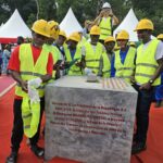 Cameroun – Construction du pont sur le fleuve Nyong à Malombo : L’entreprise CFHEC brille par son intégration.