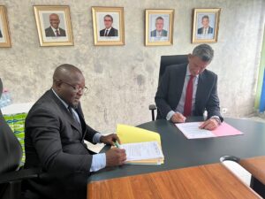 Cameroun – Lutter contre les pertes d&rsquo;électricité : ENEO renouvele son partenariat avec la Société civile PAIES.