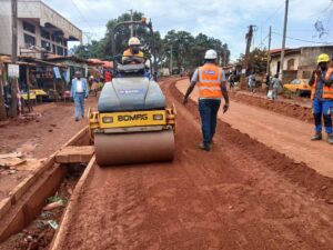 Cameroun – Chantiers des voiries à Yaoundé : Celestine Ketcha Courtès se dit satisfaite.