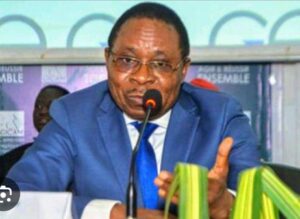 Cameroun – Tribune Libre : Le journaliste Zephirin Koloko retrace les bons points du Ministre Eloundou Essomba.