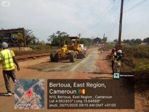 Cameroun – Route Bertoua – Ndokayo – Garoua Boulaï : Les travaux de traitement des nids de poules se poursuivent.