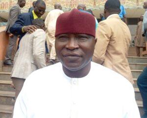 Cameroun – Unité de Gestion du Projet de construction de la section urbaine de l&rsquo;autoroute Yaoundé – Nsimalen : L&rsquo;ingénieur principal Majila Pierre prend les commandes.