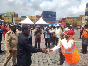 Cameroun – Coopération alimentaire : La Chine offre 2 510 tonnes de céréales d&rsquo;une valeur de 1,67 milliard de FCFA au Cameroun.