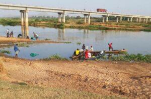 Cameroun – Drame à Garoua : Un homme retrouvé pendu sur les berges de la Bénoué.