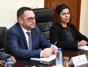 Cameroun – Nouveau Directeur de l&rsquo;AFD : Virginie Dago passe le flambeau à Jérôme Notebaert.