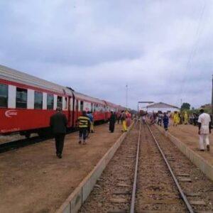 Cameroun – Trains Douala-Yaoundé : Ouverture de la gare de Makondo.