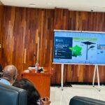 Cameroun – Éclairage public autonome : les ingénieurs du MINTP à l’école de l’énergie solaire.