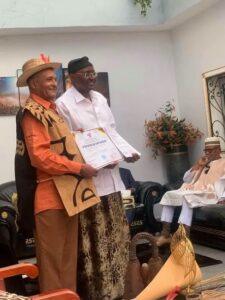 Cameroun – Commandement traditionnel : Le Ministre Pierre Moukoko Mbonjo désigné chef de bloc à Yaoundé.
