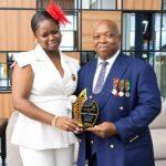 Cameroun – Samuel BONDJOCK : Triple médaillé d&rsquo;honneur du travail et Meilleure Révélation au FIMA 2026.